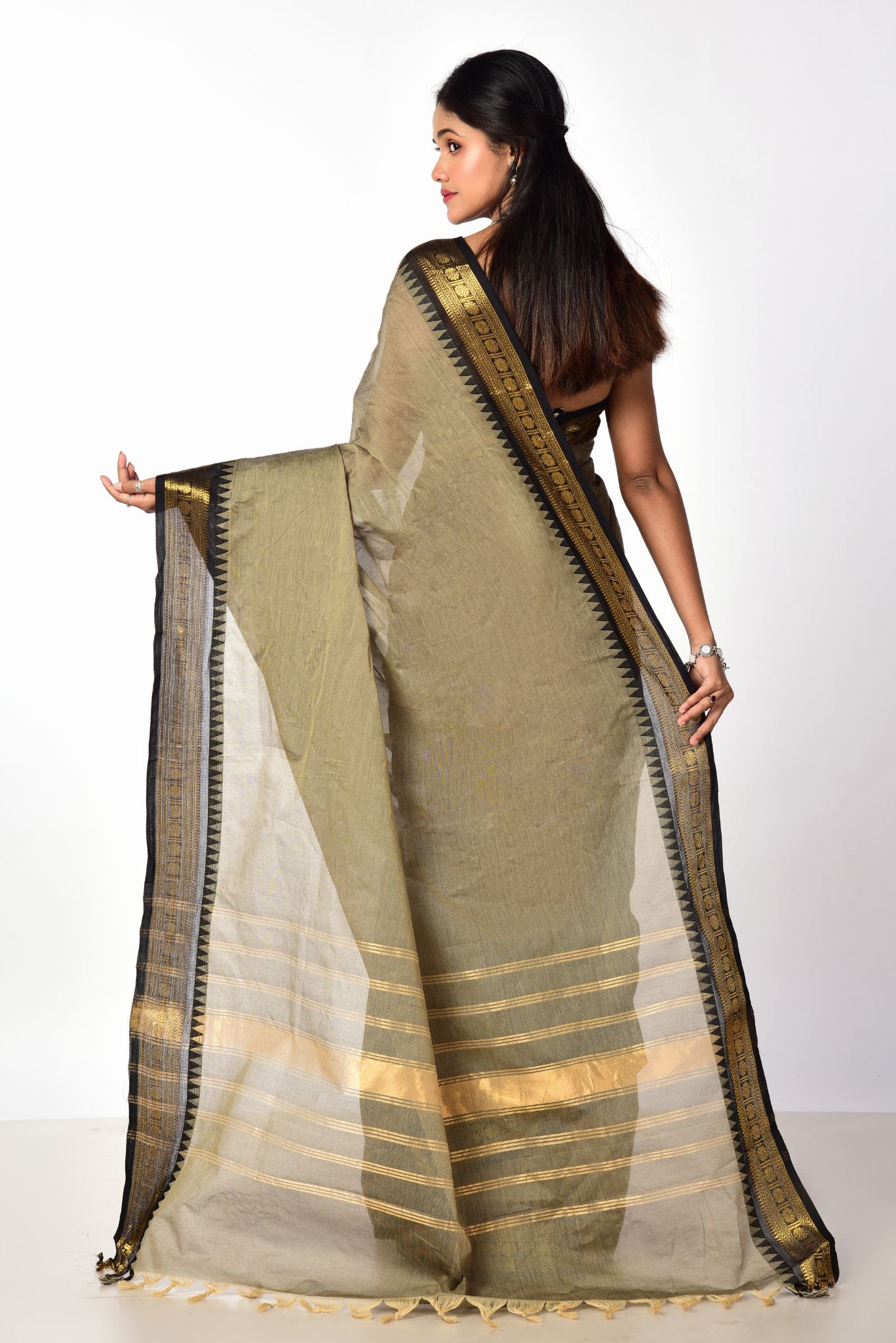 SANJIVA - GRAY & BLACK