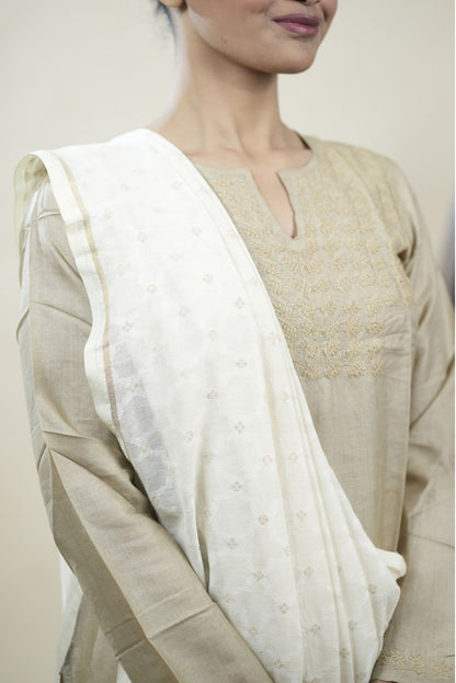 MRINALINI - WHITE