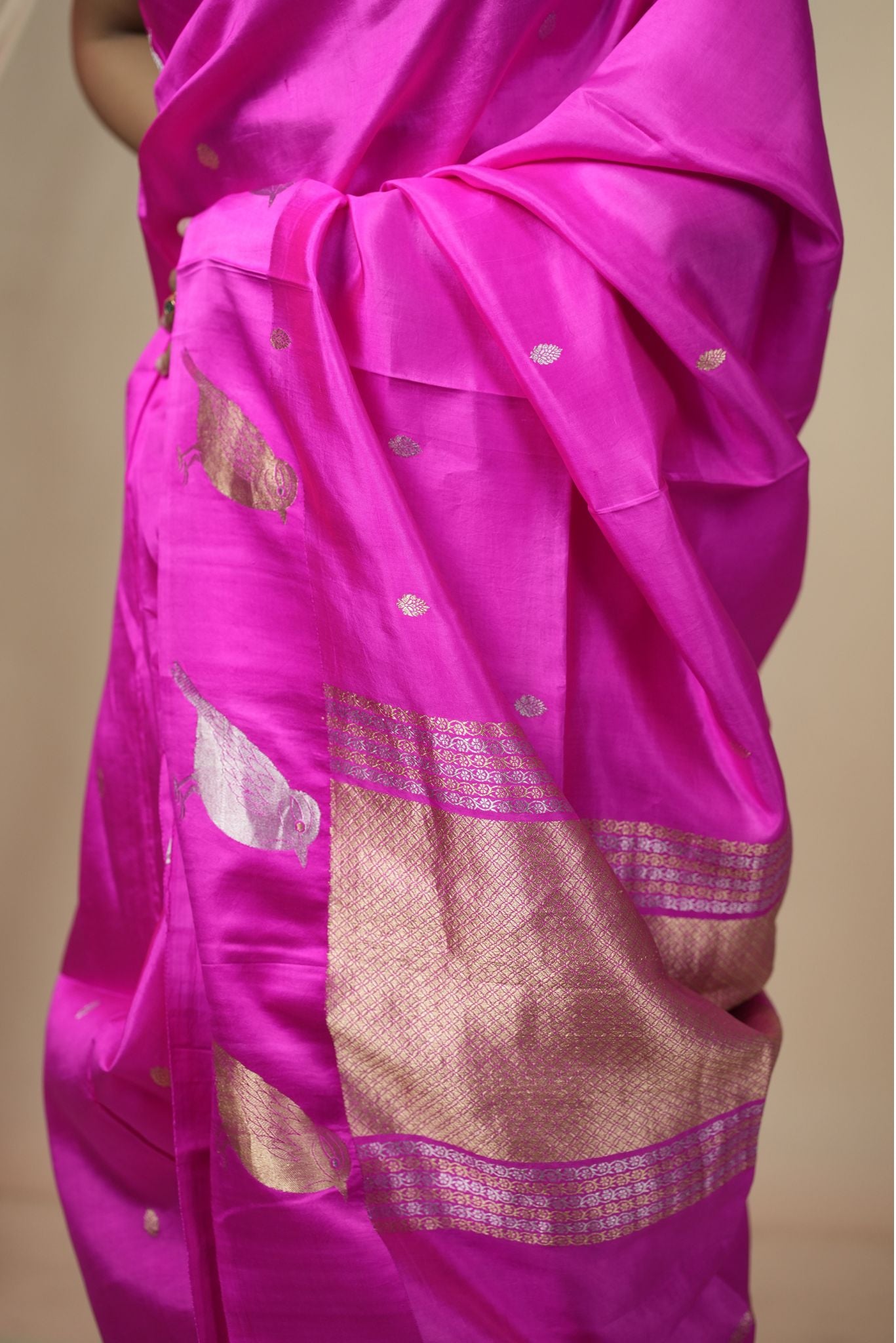 PANTRAKSHI PINK