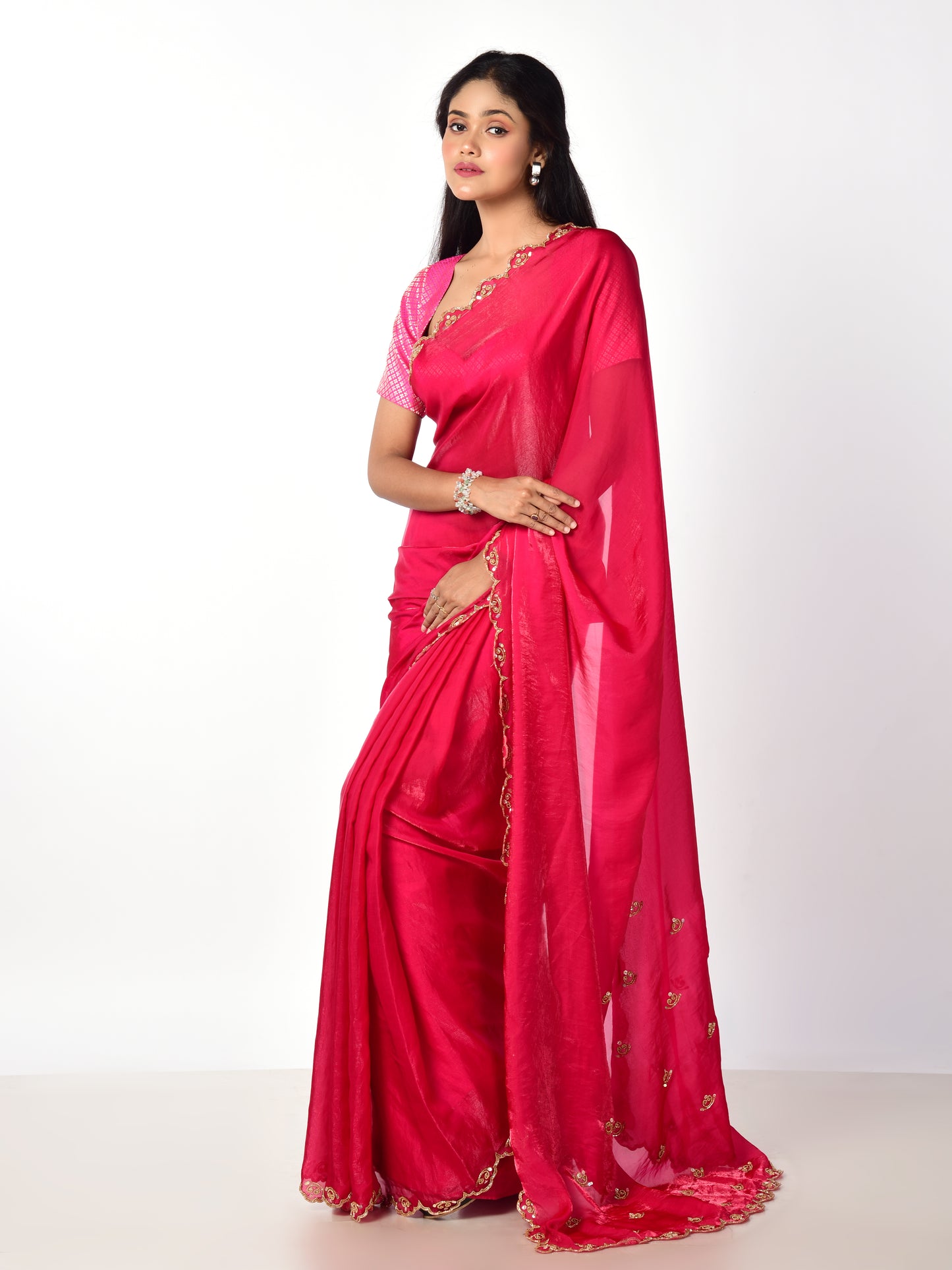 Kavya shine tissue with katdana work